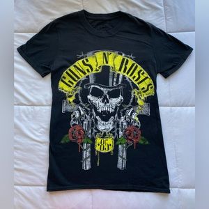 HotTopic Guns N’ Roses Short Sleeve Tee -Black